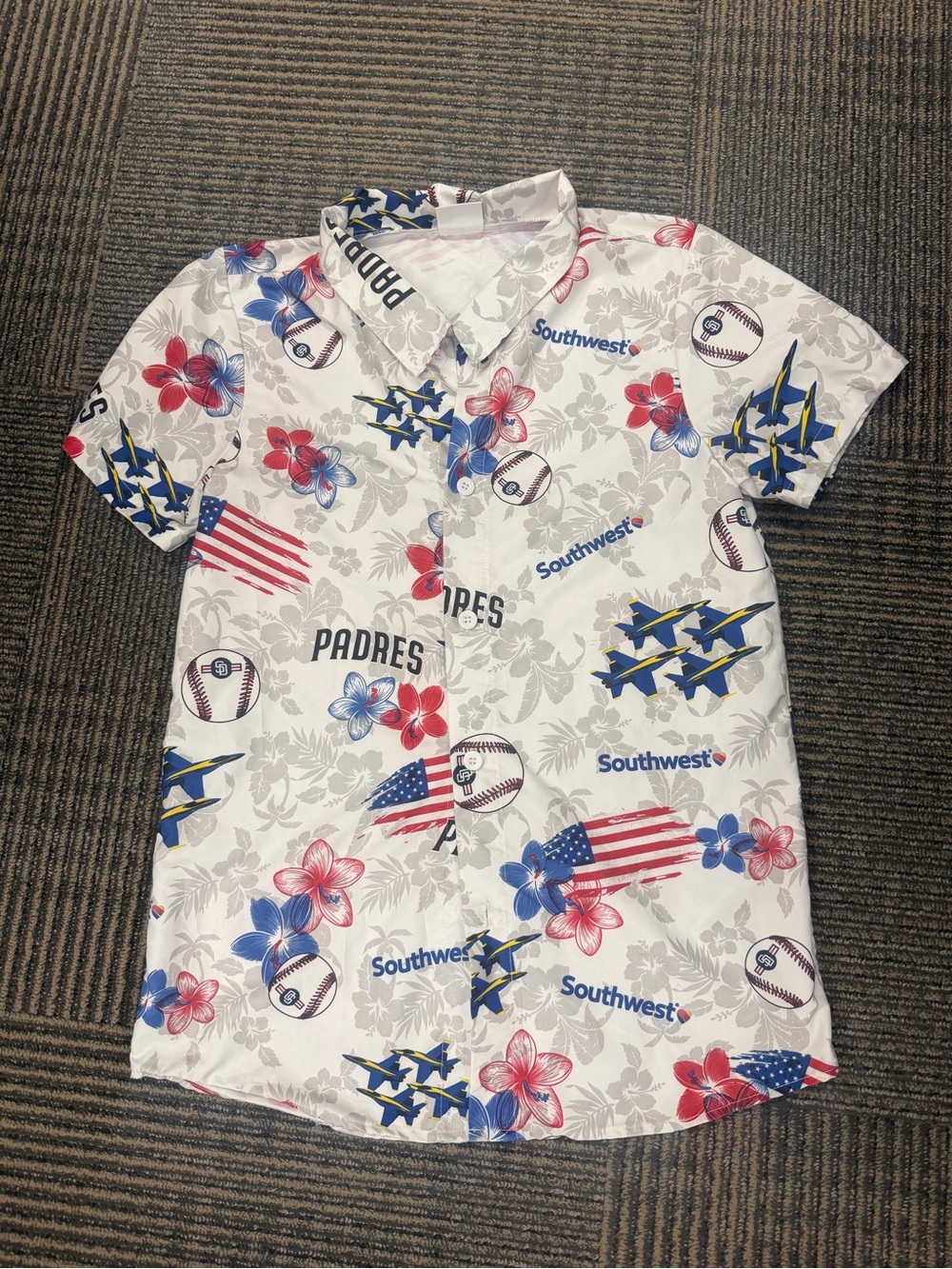 NEW Southwest Padres White Floral Flag Button-Down Shirt Sz Small